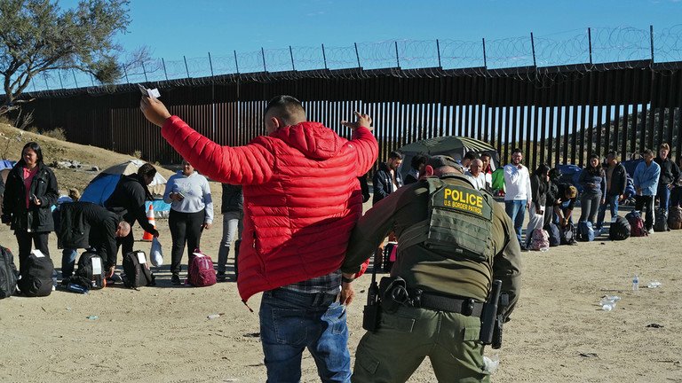 Marekani yawafukuza wahamiaji kwa siri kwenda taifa la Afrika – vyombo vya habari.