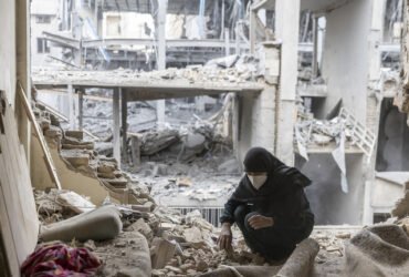 Rais wa Marekani Donald Trump amewakosoa washirika waliokataa ombi lake la kuisaidia Washington kufungua kikamilifu Mlango wa Hormuz. Hadi sasa hakuna nchi iliyojitolea kutuma manowari katika njia hiyo muhimu ya maji, ambayo Iran inadai imefungwa kwa maadui wake, yaani Marekani na Israel.